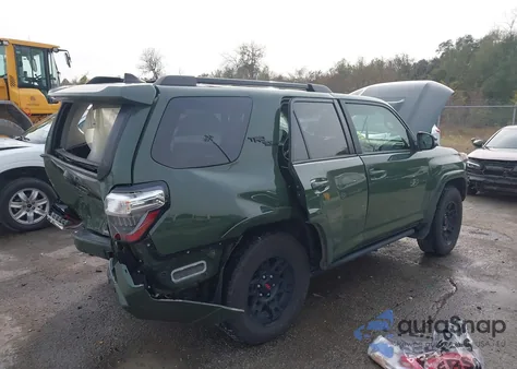 2022 Toyota 4Runner Trd Off Road Premium z USA, uszkodzony, nr VIN JTERU5JR1N5985601